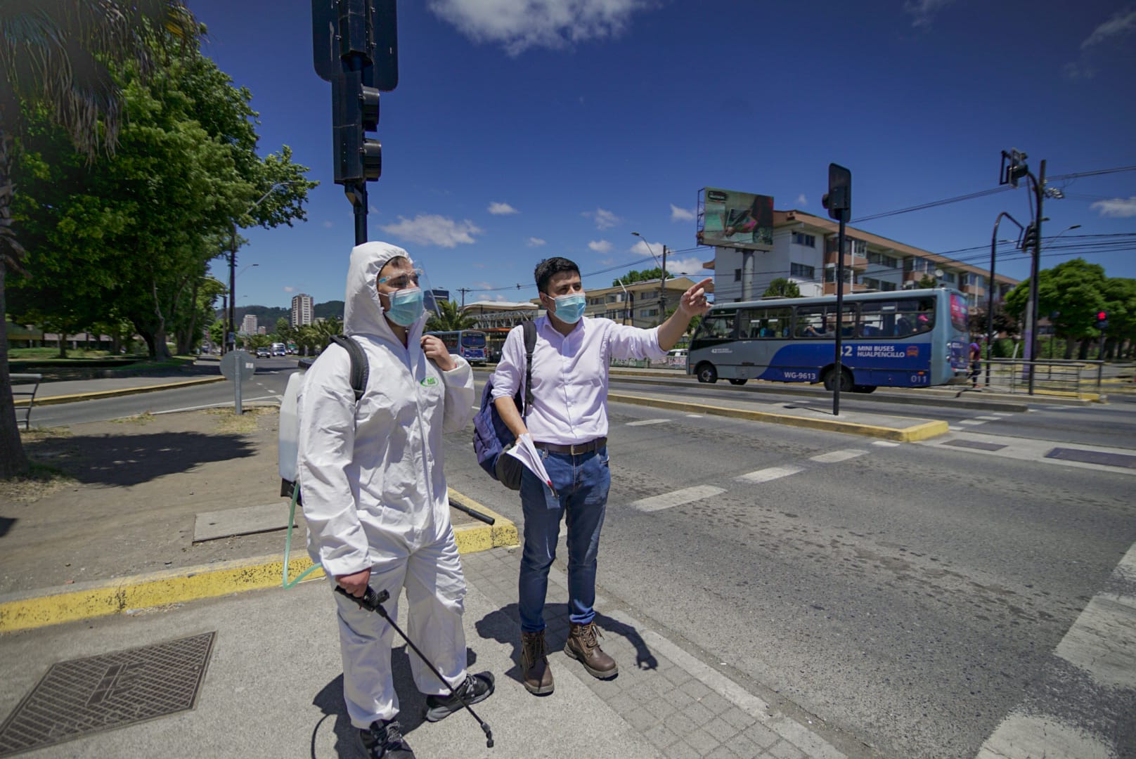 Agrupación de voluntarios realizó exitosa campaña de apoyo al comercio local penquista