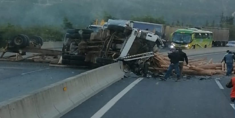 Fatal accidente obliga a cerrar el by pass de Lota