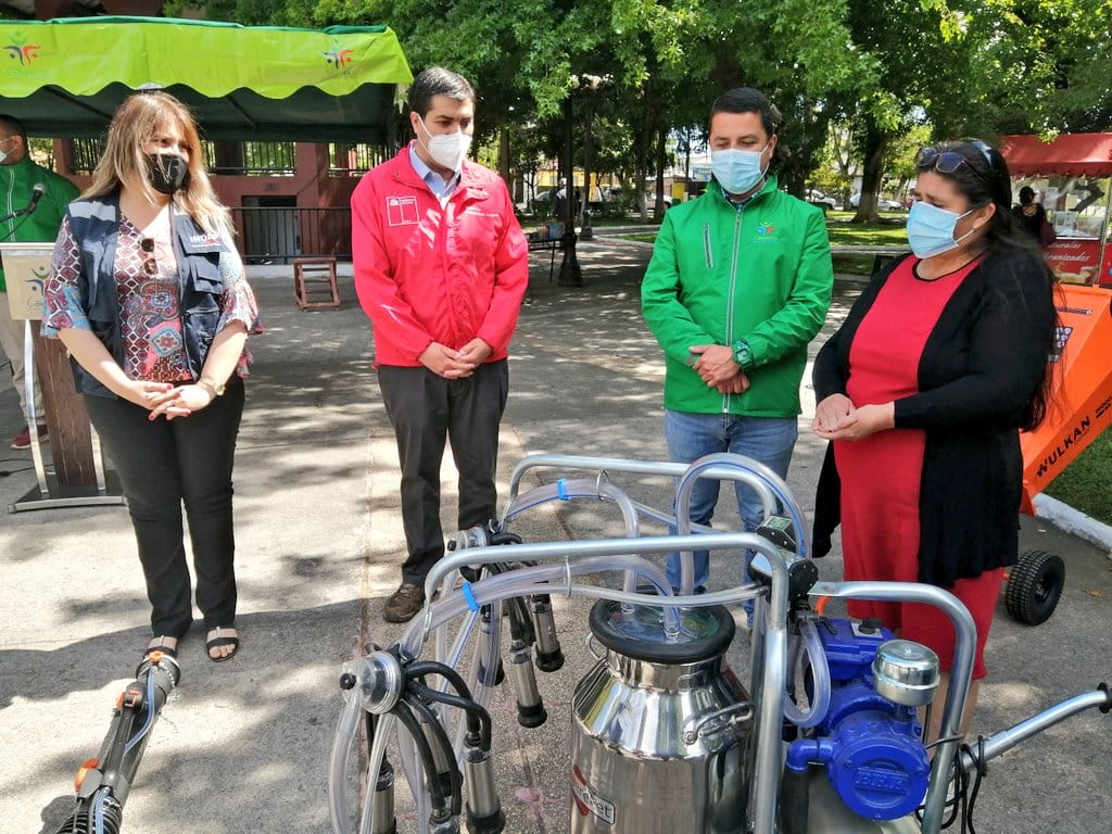 Indap entregó 74 millones para financiar emprendimientos de agricultores en Cabrero