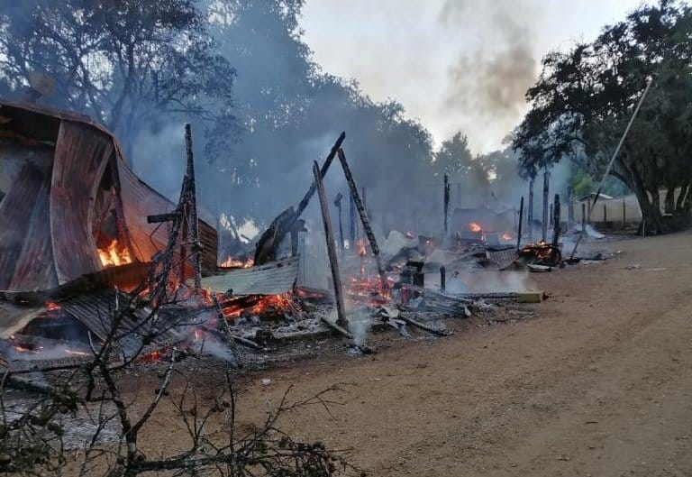 Tres hechos de violencia sacuden a Provincia de Arauco en 24 horas: Asalto, corte de ruta y ataque incendiario