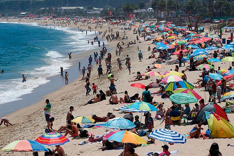 Gobierno habilita “Permiso Vacaciones” para comunas que están en Transición en plan Paso a Paso