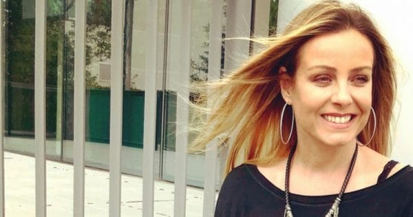 “Ya vienen los regalos, te vas a ahorrar dos”: La broma de Yerko Puchento a Claudia Conserva por renuncias en Milf