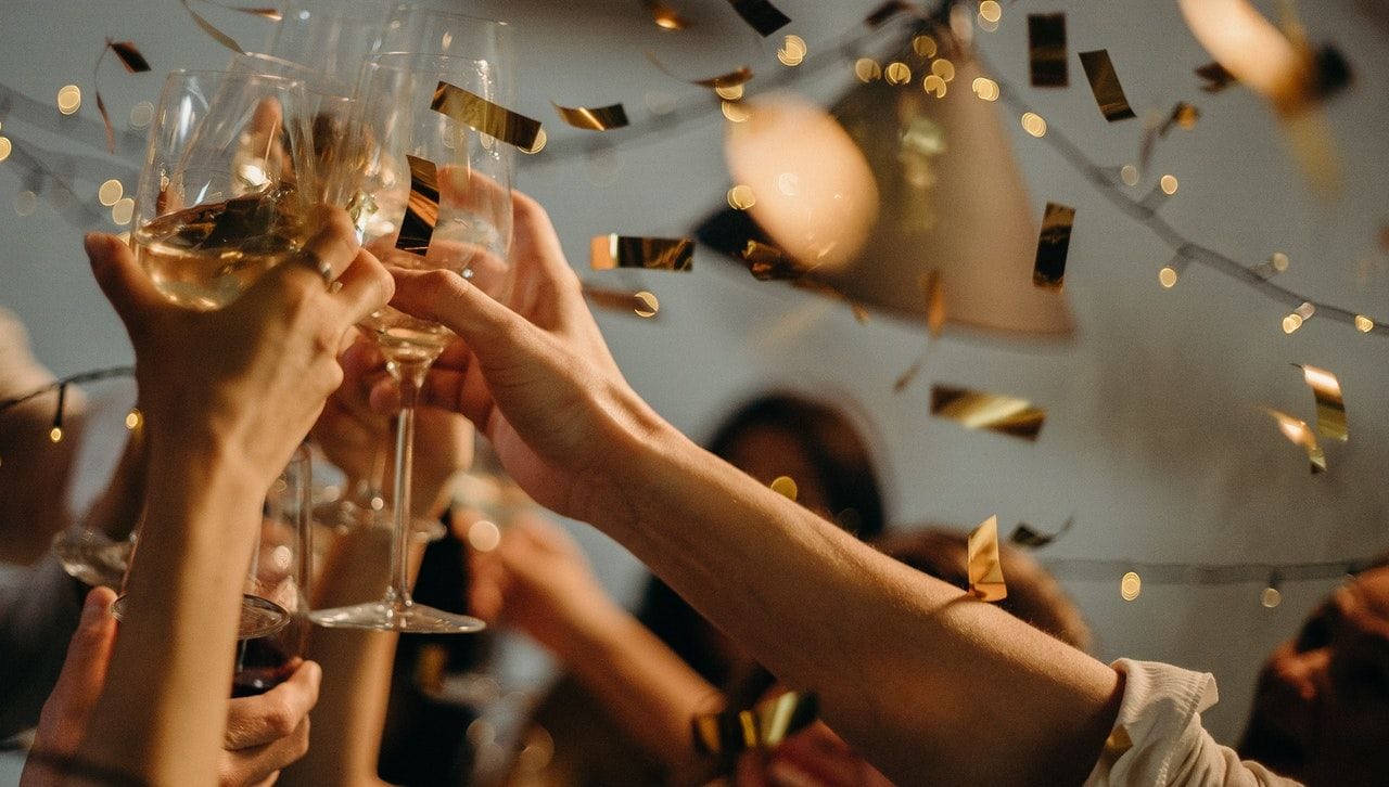 Fin de año en pandemia: Conoce los horarios de toque de queda para Navidad y Año Nuevo