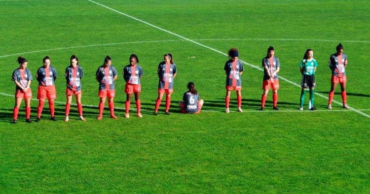 Jugadora recibe amenazas por negarse a participar de homenaje a Maradona: “No me van a callar”
