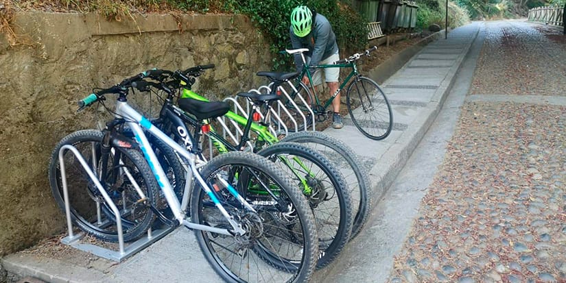 Parque Cerro Caracol de Concepción cuenta con un nuevo bicicletero