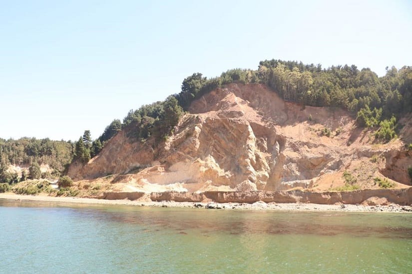 Municipio de Talcahuano y Seremi de Medio Ambiente fiscalizan extracción de áridos en Tumbes