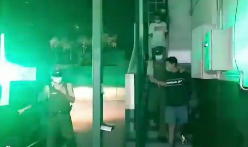 Todavía no aprenden: Nueva fiesta clandestina en Recoleta deja 52 detenidos
