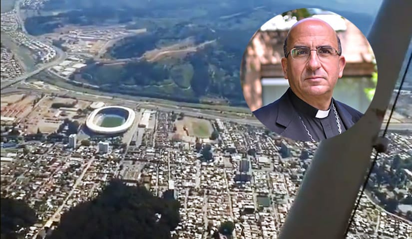 Arzobispo Chomalí sobrevoló Concepción: “Bendiciendo y exorcizando el coronavirus”