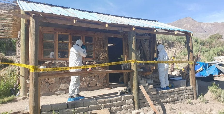 Acusado de femicidio y parricidio afirma que mató a su pareja y niño de 4 años por “llamado del diablo”