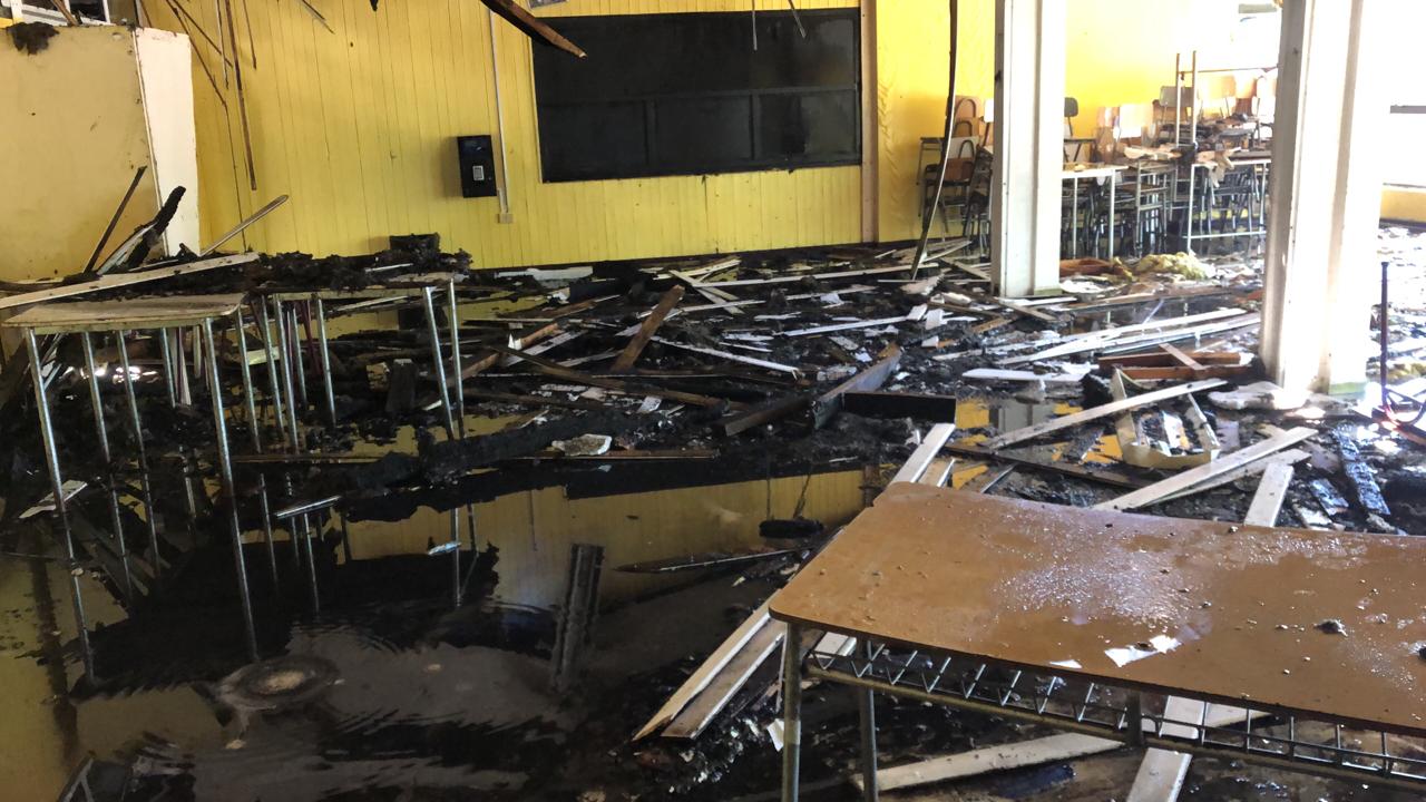 Alcalde de Chiguayante por incendio en Escuela Bélgica: “Esto es un acto delictual que hay que aclarar”