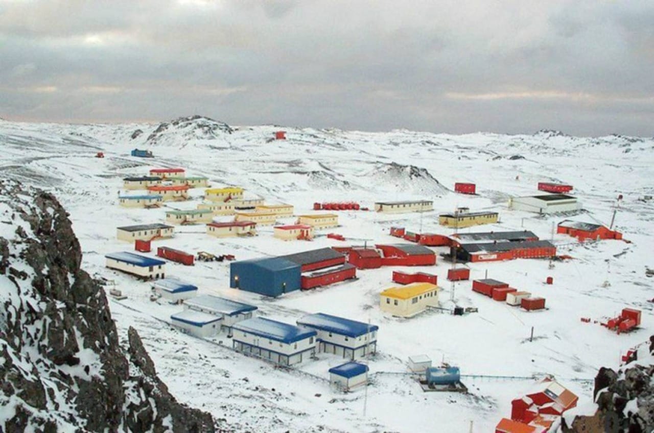 FACh informó que Base Aérea Antártica evacuó tras terremoto: “Personal a resguardo y sin novedad”