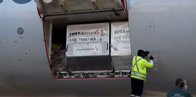 Gobierno argentino habría rechazado 15.000 vacunas contra el Covid-19 donadas por Chile