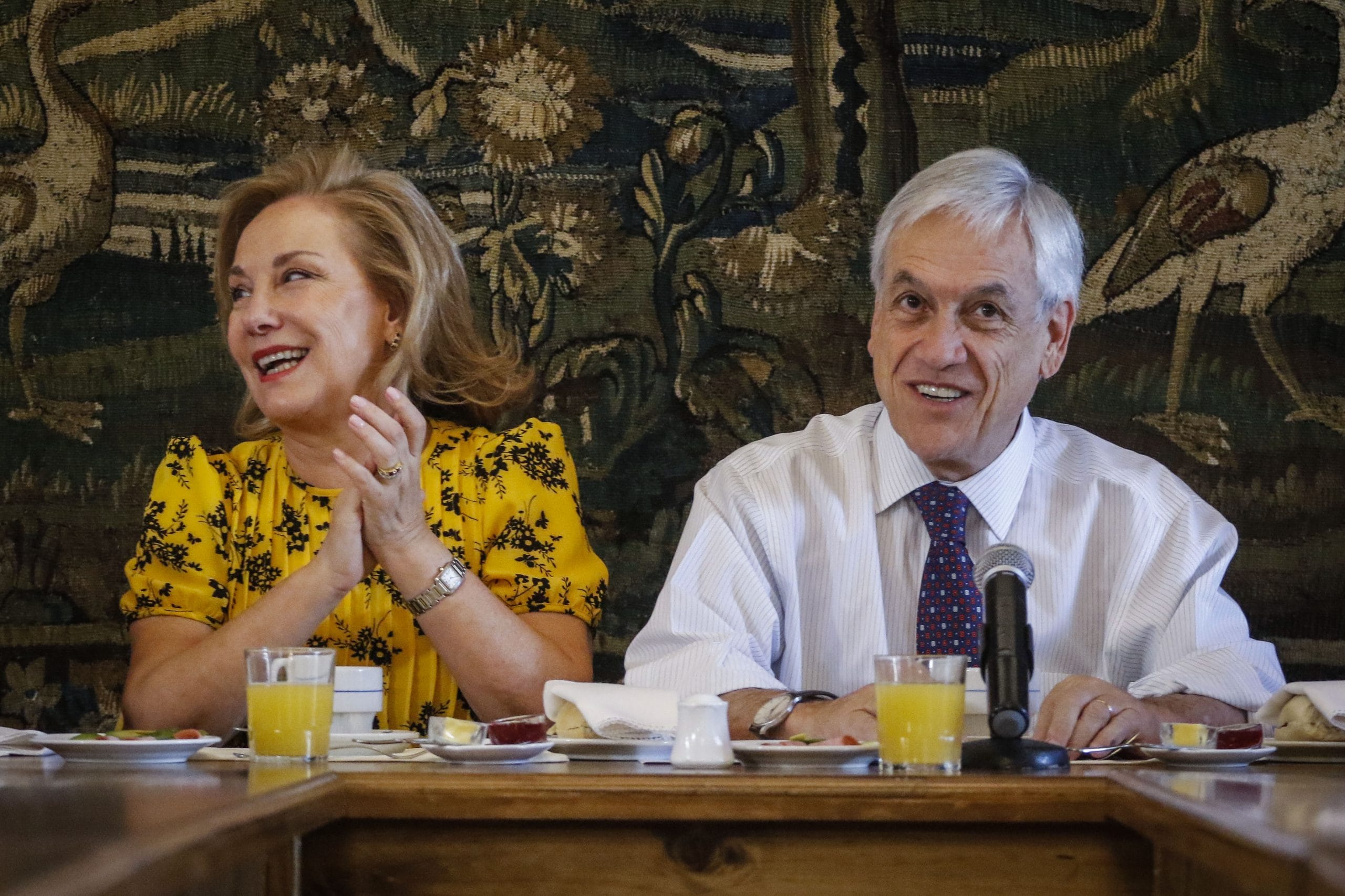 Acusación Constitucional: Piden que Cecilia Morel e hijos acudan a declarar