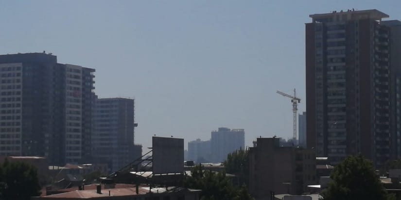 Capa de humo cubre a Concepción y genera intenso olor a quemado