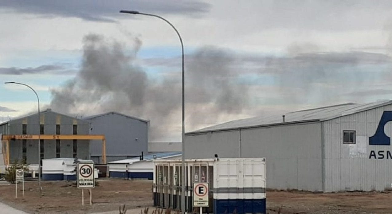 Fuerte explosión en ASMAR dejó a cuatro trabajadores con lesiones