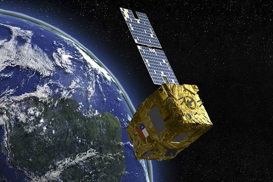 Gobierno autoriza uso del satélite FASat Charlie para buscar a Tomás en Arauco