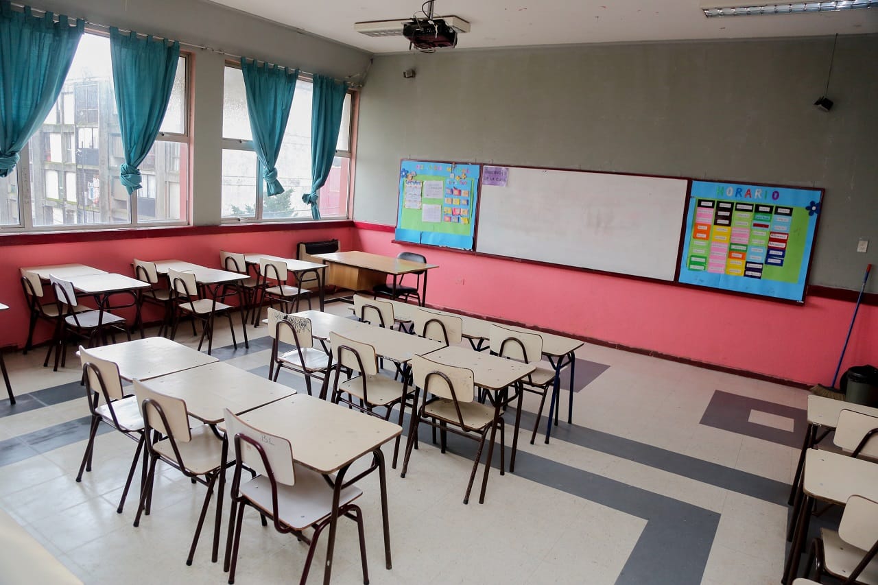 Escuelas especiales del Biobío emplazan al Mineduc ante posible cierre de los establecimientos
