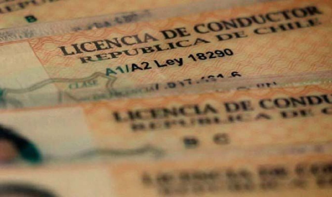 Extienden vigencia de licencias de conducir vencidas
