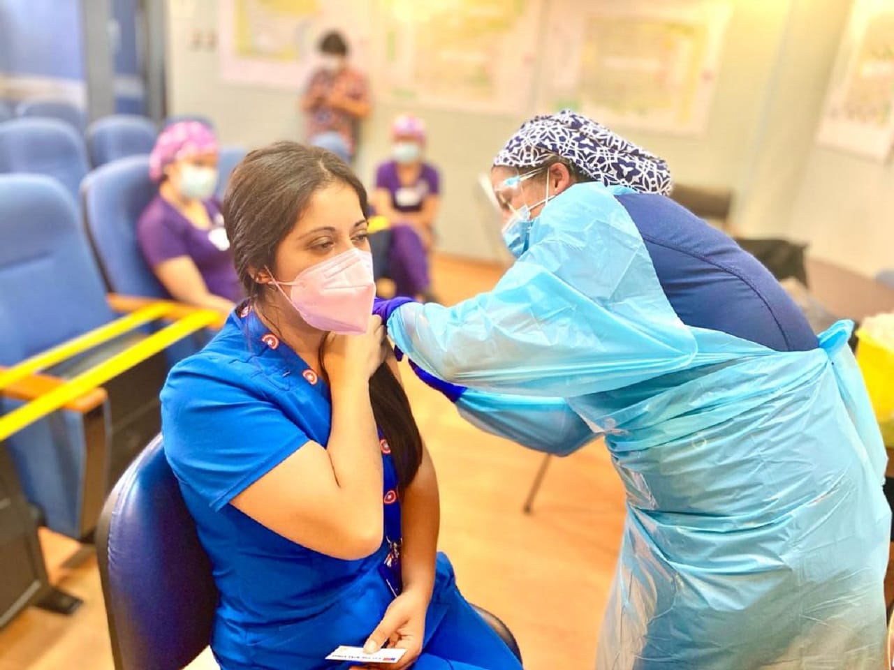 Más de 17 mil personas fueron vacunadas en segunda jornada de inoculación masiva en el Biobío