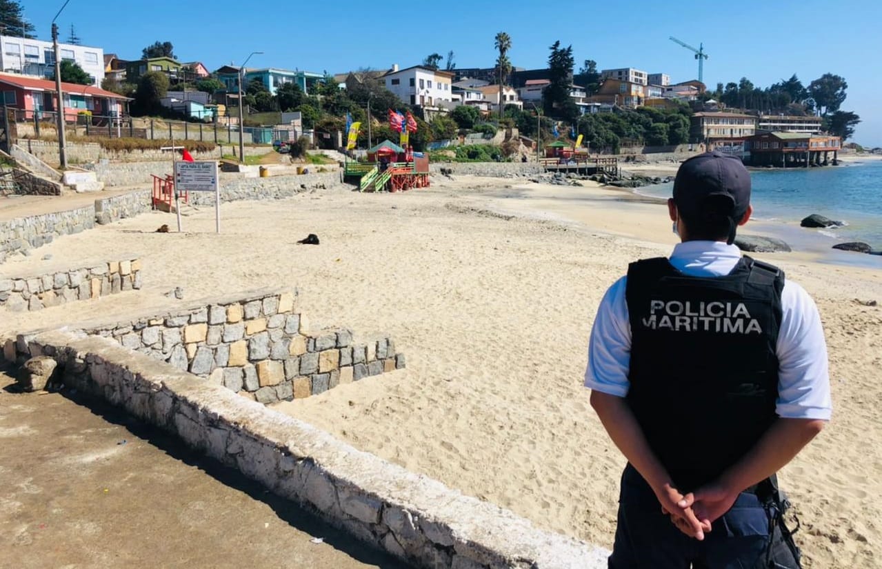 Hombre falleció por inmersión tras intentar salvar a su hijo de ser arrastrado por el mar