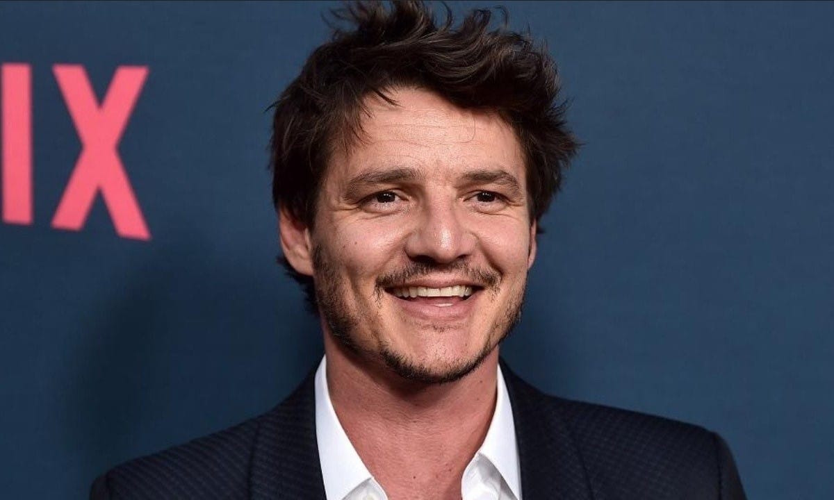El actor Pedro Pascal participará en una nueva comedia de Netflix