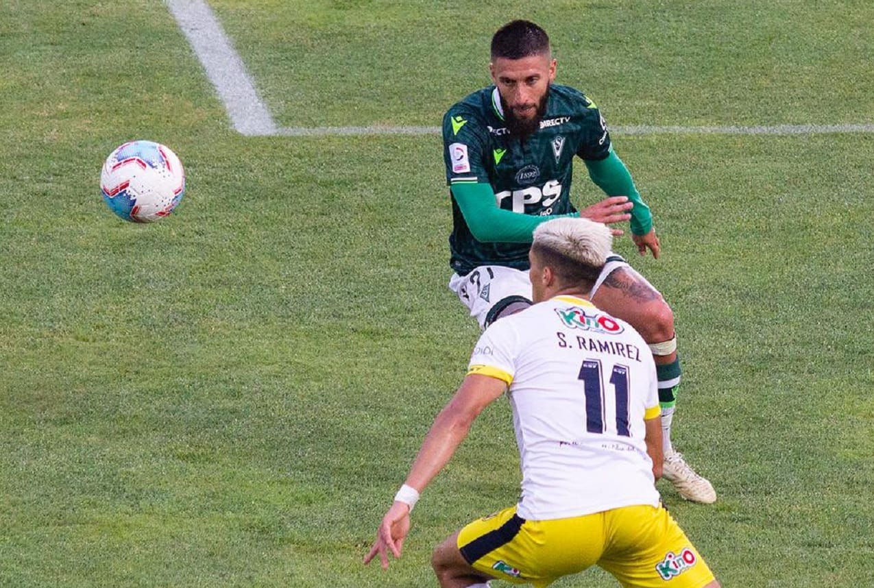 La UdeC quedó condenada al partido de promoción tras empate contra Wanderers
