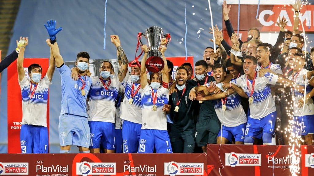 Universidad Católica se coronó tricampeón tras empate con Unión La Calera