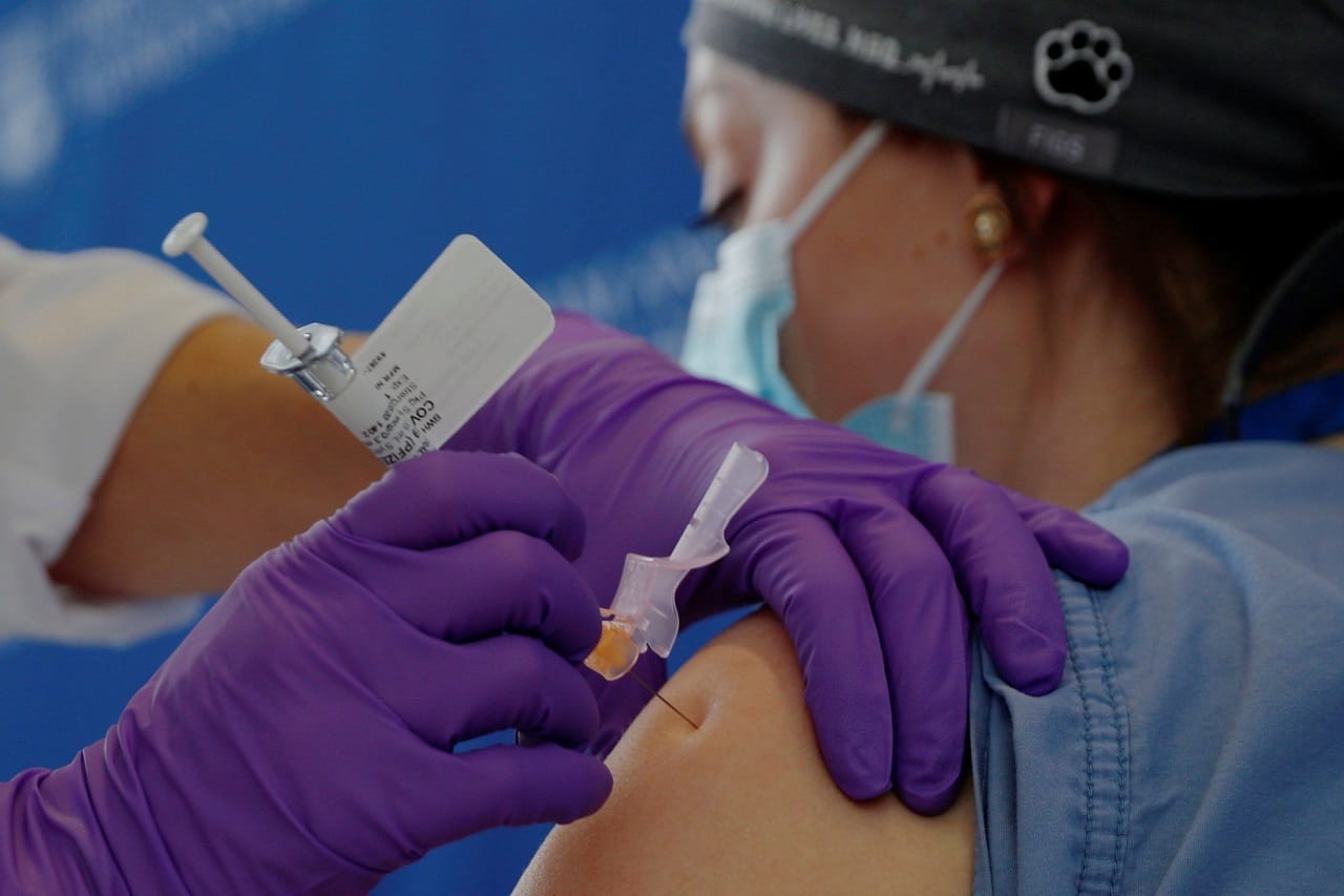 “Todavía no vemos los efectos de la vacunación”: Seremi de Salud por permanencia del plan paso a paso