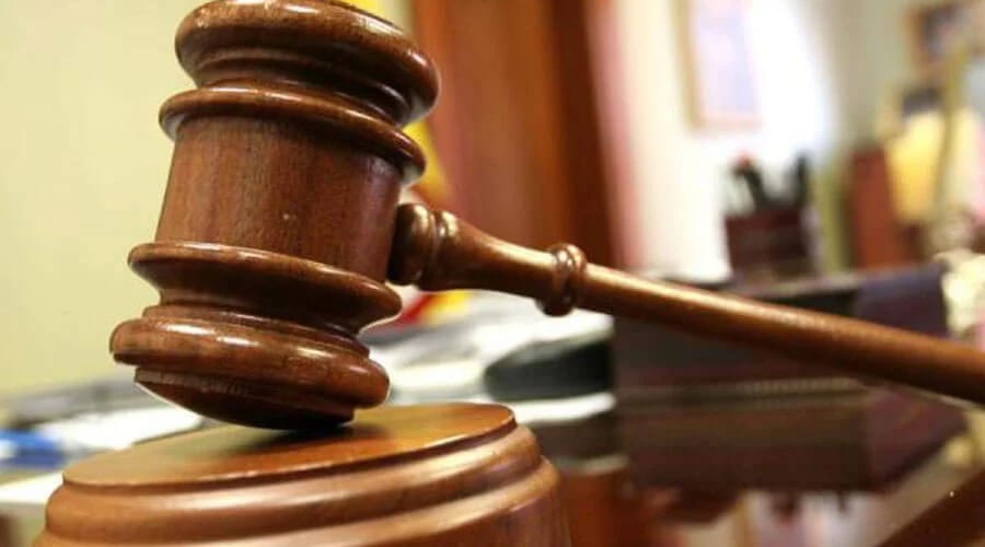 Juzgado de Talcahuano ordena a Registro Civil inscribir a segunda madre de un niño