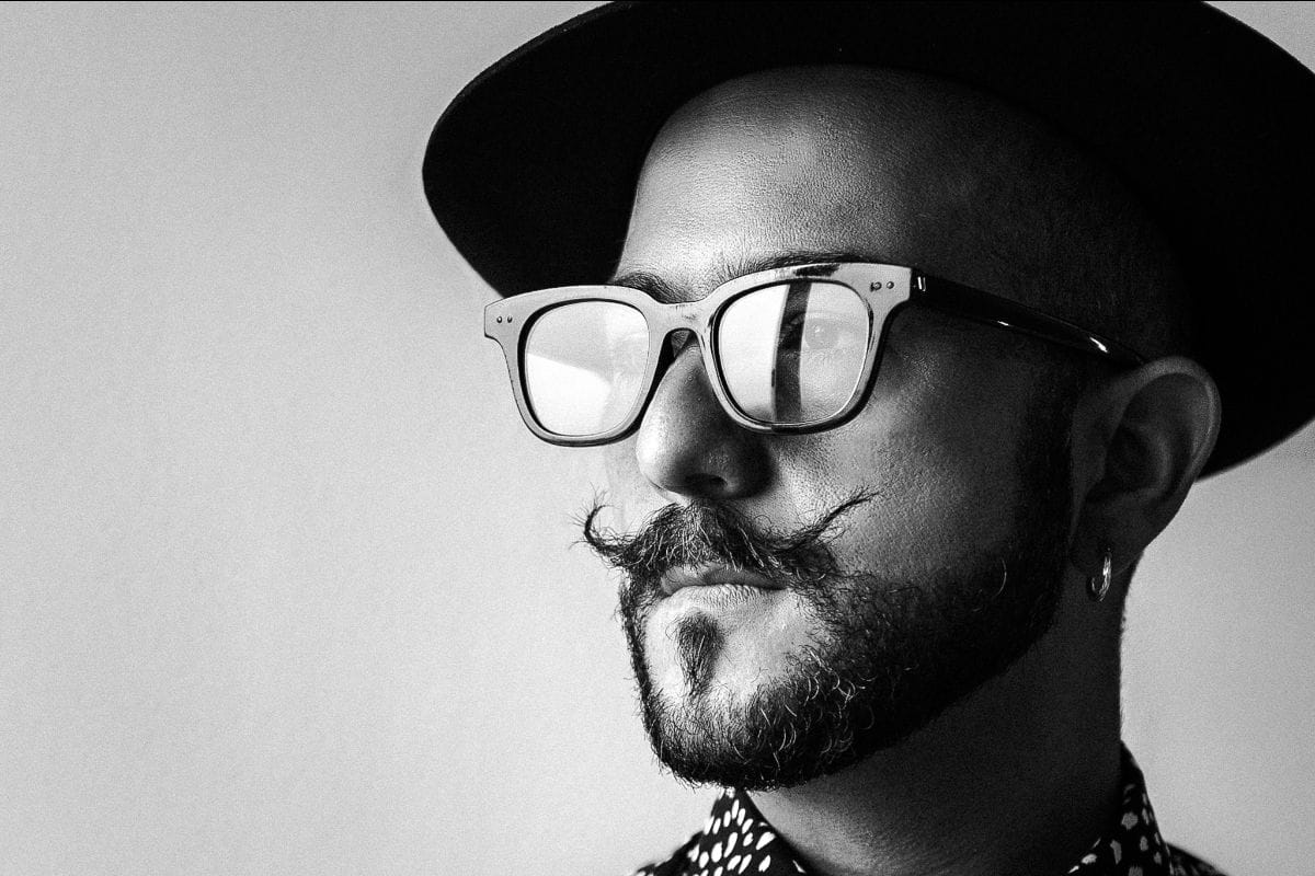 Andrés Pérez homenajea a las niñas, niños y adolescentes con su canción “Al Crecer”