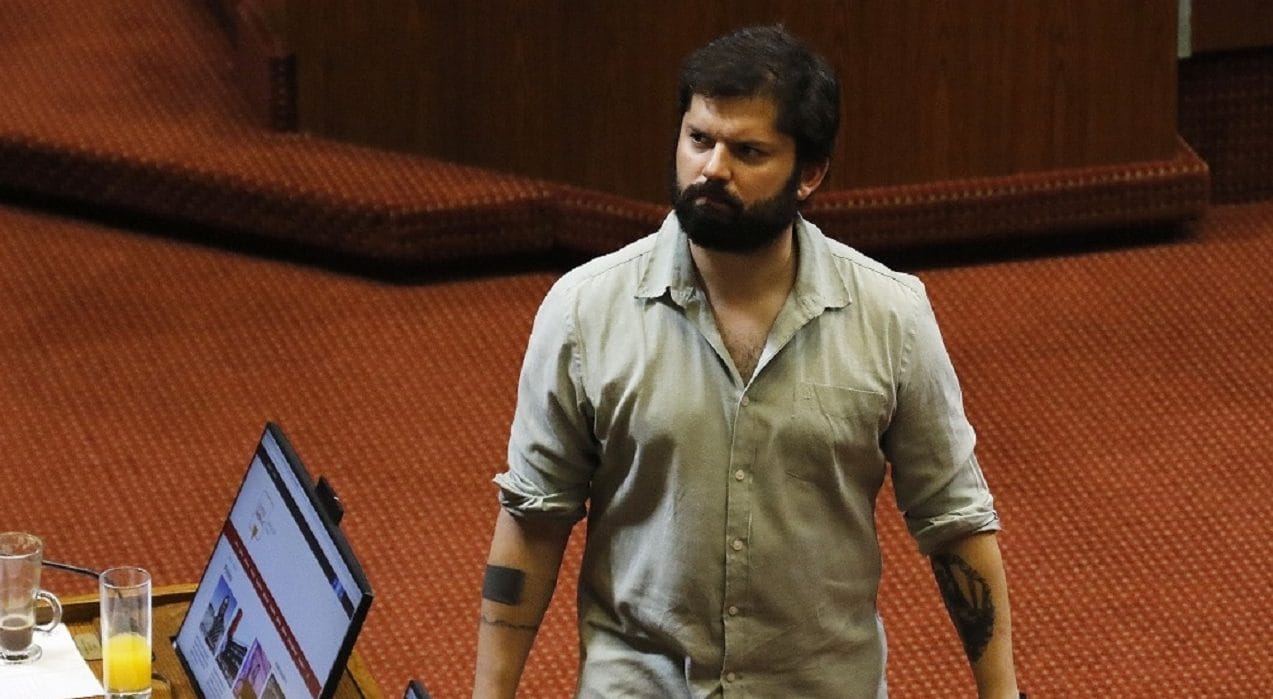 Gabriel Boric es proclamado candidato presidencial por Convergencia Social
