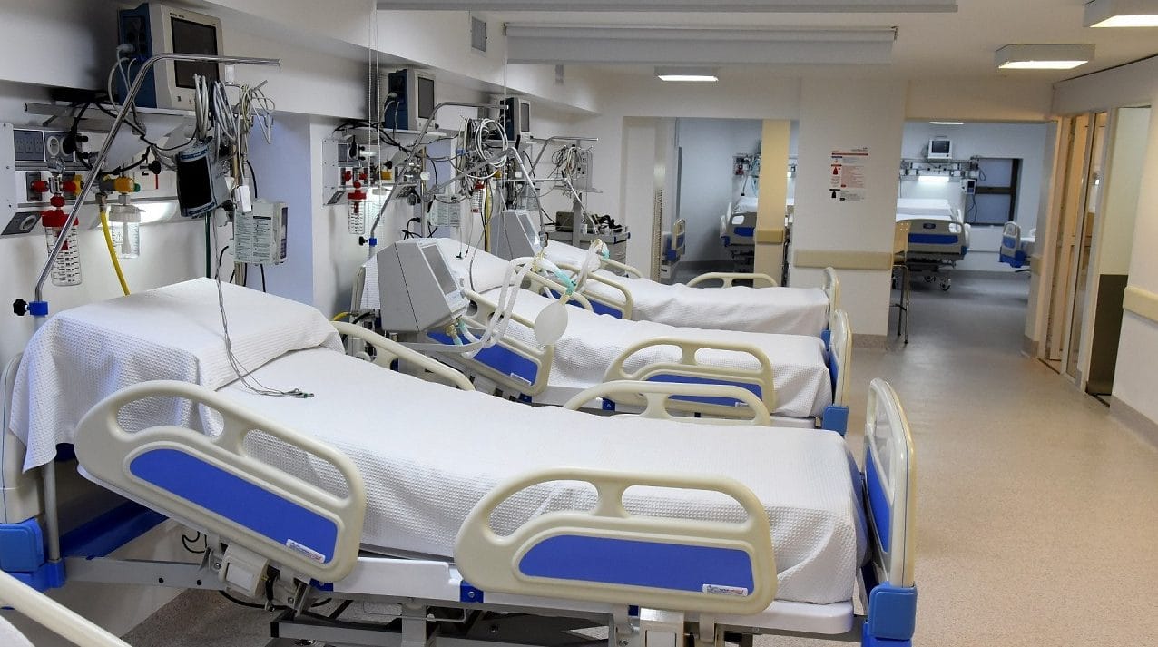 Camas UCI alcanzan un cinco por ciento de disponibilidad en el Biobío que volvió a superar los 500 contagios diarios por Covid-19