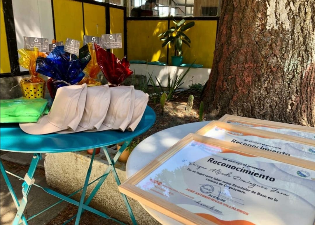 Entregan reconocimiento a recicladores de base en Chiguayante