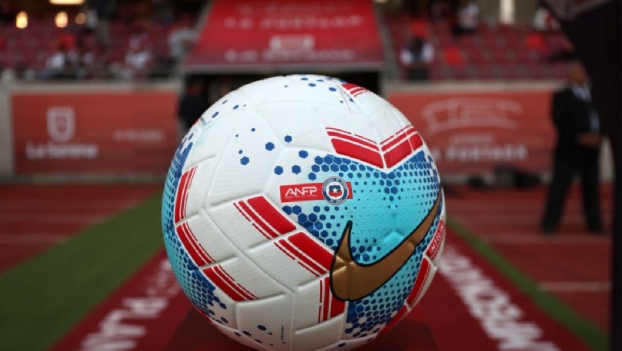 Denuncian corrupción y arreglos de partidos en el fútbol chileno