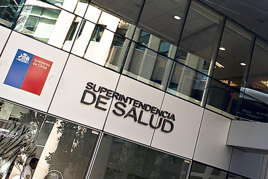 Ante petición de Ministro Paris: Isapre anunció que no subirá sus planes