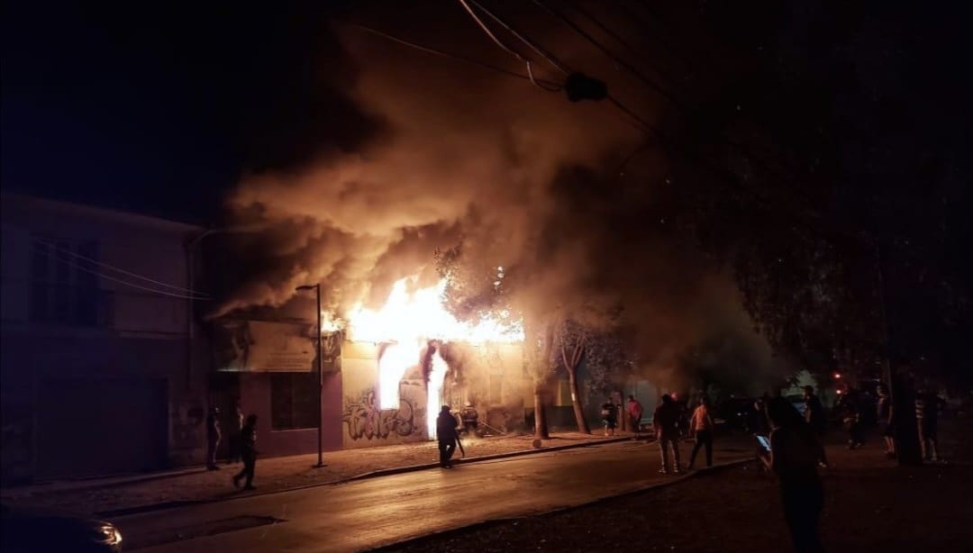 Dos adultas mayores mueren producto de un incendio: Una de ellas no pudo ser rescatada