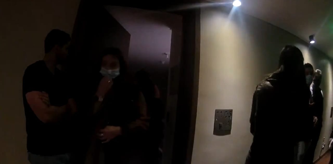Fiesta clandestina dejó 12 detenidos: Uno de ellos intentó escapar por el balcón