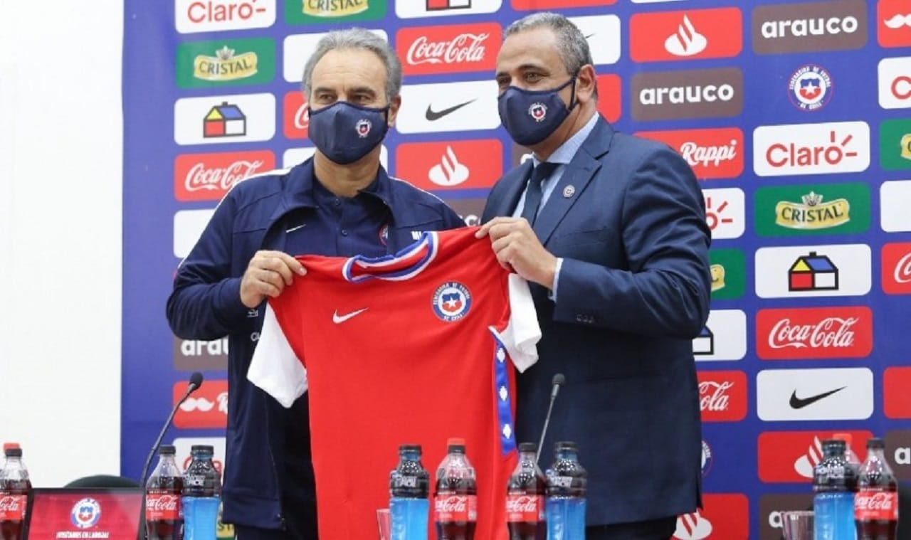 Bajas en la Roja: Cuatro jugadores se perderían fecha clasificatoria