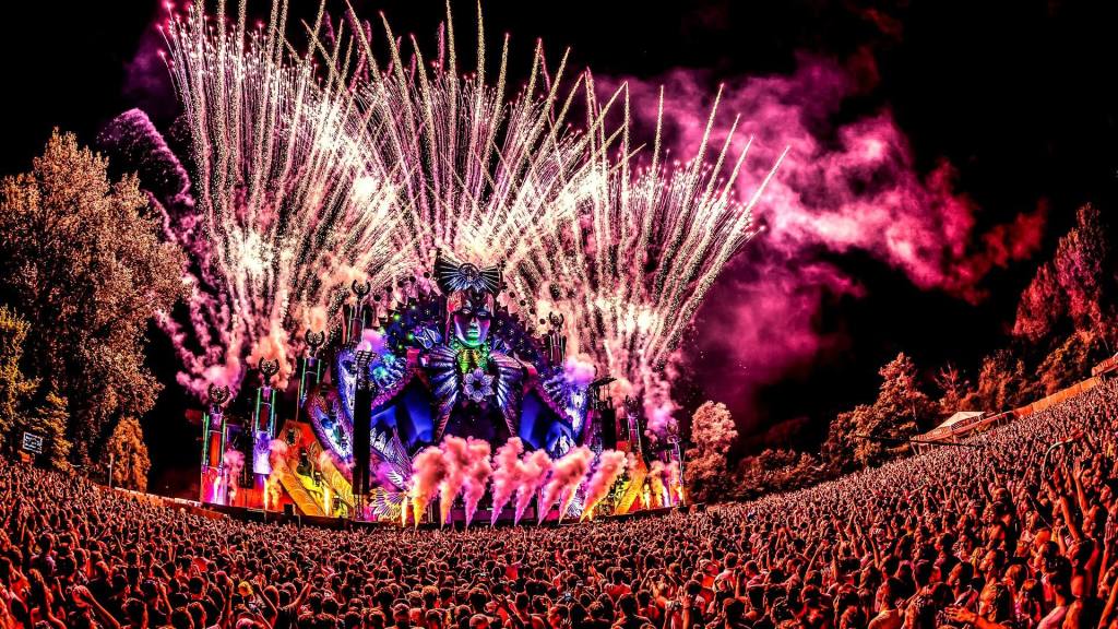 Festivales en Reino Unido pedirán certificado de vacunación y test rápido a sus asistentes