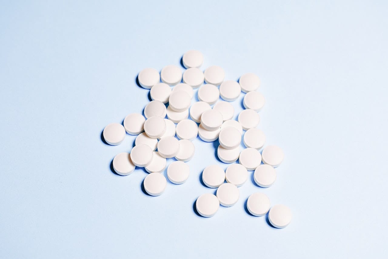 Estudio afirma que consumir aspirina reduce la posibilidad de contagiarse de covid-19