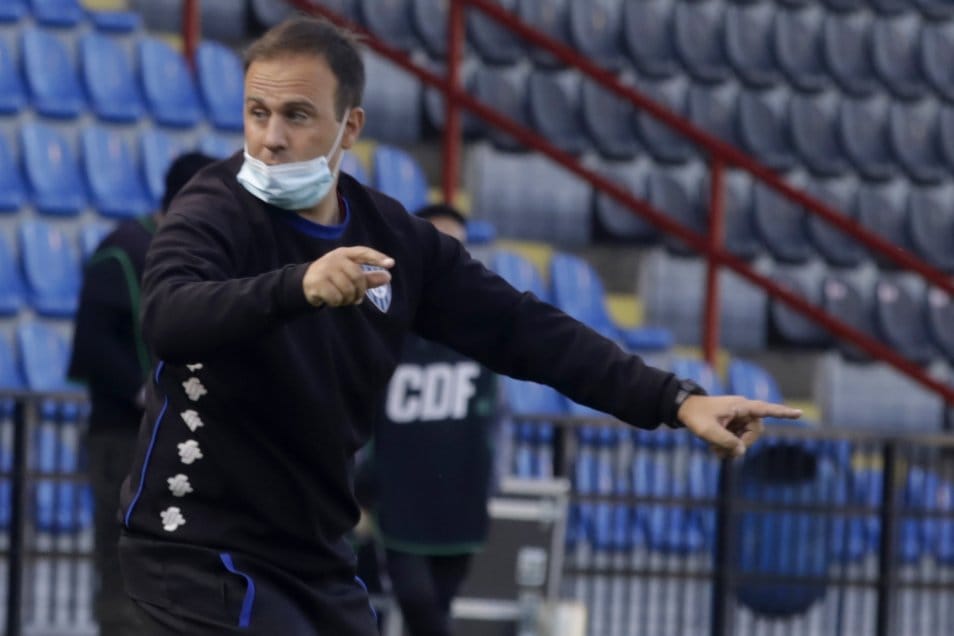 DT de Huachipato sobre partido por Copa Sudamericana: “Va a ser una llave muy disputada hasta el final”