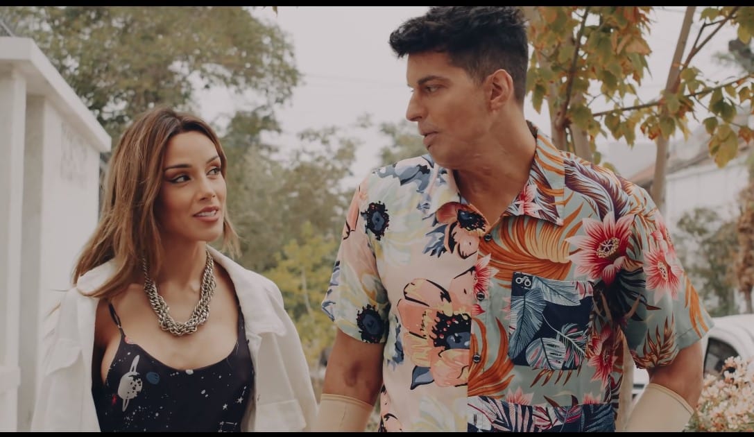 Ignacio Lastra se luce con cameos en clip reggaetonero