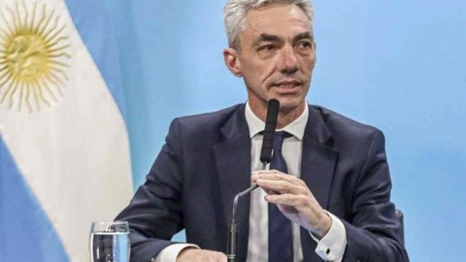 Ministro de Transporte Argentino Mario Meoni muere en accidente de tránsito