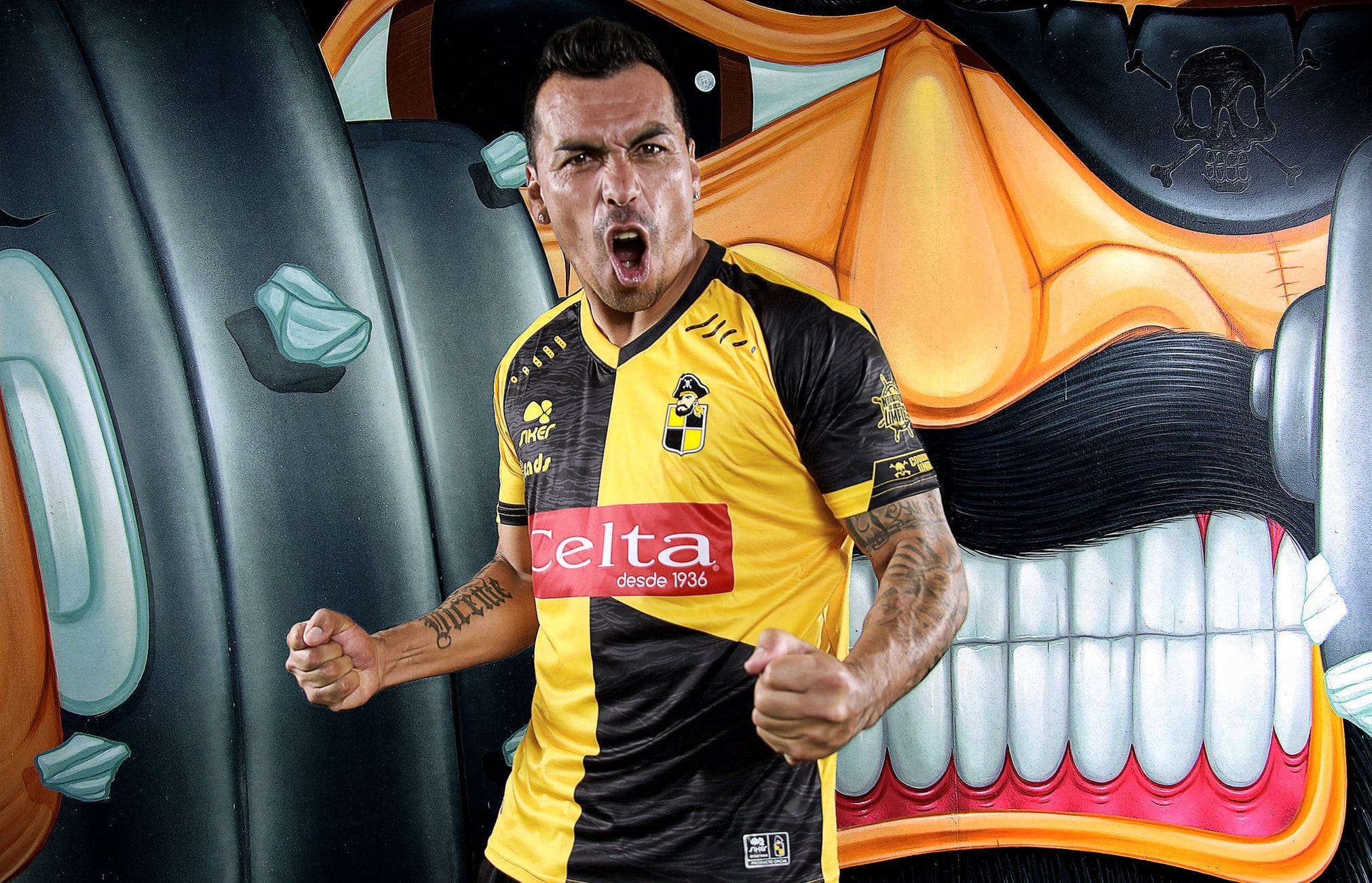 El goleador histórico del fútbol chileno ofrece disculpas por apoyar campañas políticas