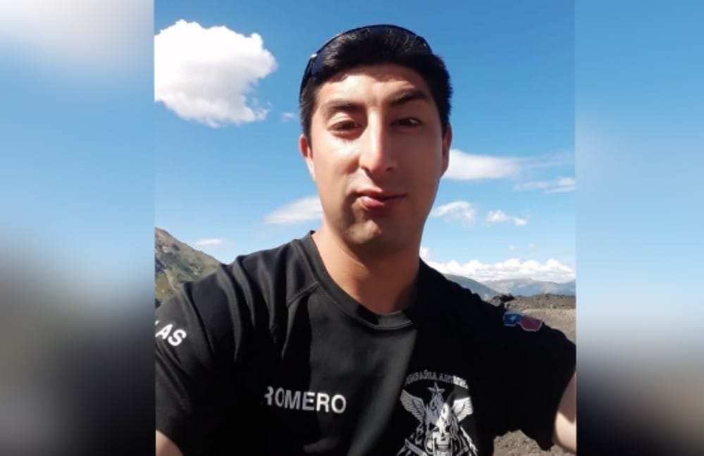 Soldado de Los Ángeles está hospitalizado tras recibir una brutal agresión de asistentes a fiesta clandestina