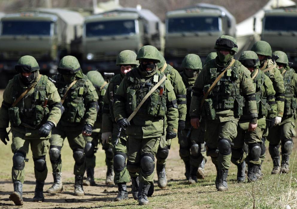 Aumenta tensión en la frontera de Ucrania por presencia de tropas rusas
