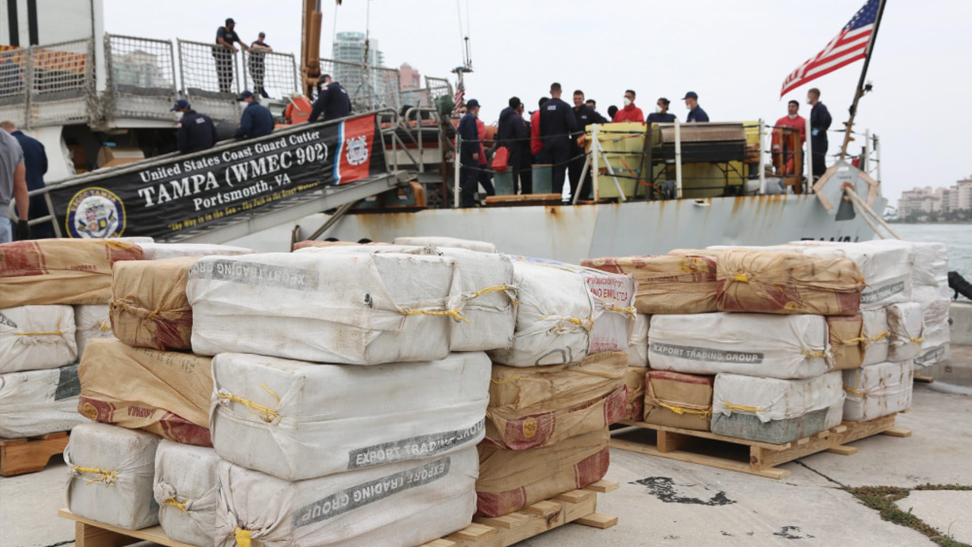 Frente a las costas de Colombia: EE.UU captura embarcación con 94 millones de dólares en cocaína
