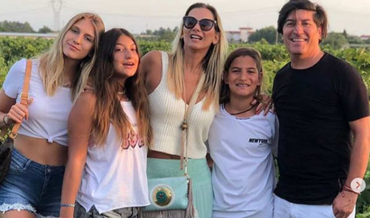“Orgullosos de ti hija”: María Alberó e Iván Zamorano mostraron con orgullo el logro de Blu Dumay