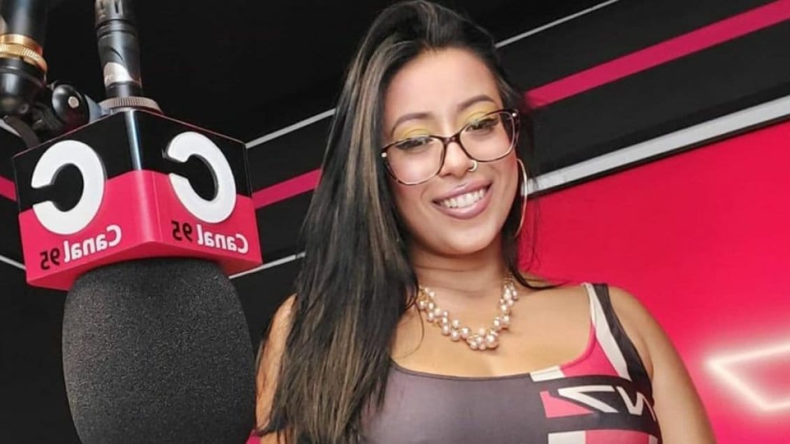 Despiden a locutora radial por cumplir un desafío en TikTok