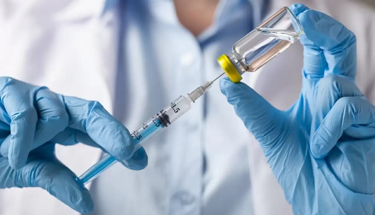Pfizer: Aseguran que podría ser necesaria una tercera dosis de la vacuna